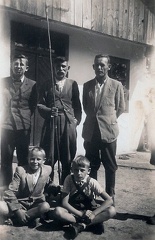 Zdjęcie wykonane prze domem rodziny Piękosiów