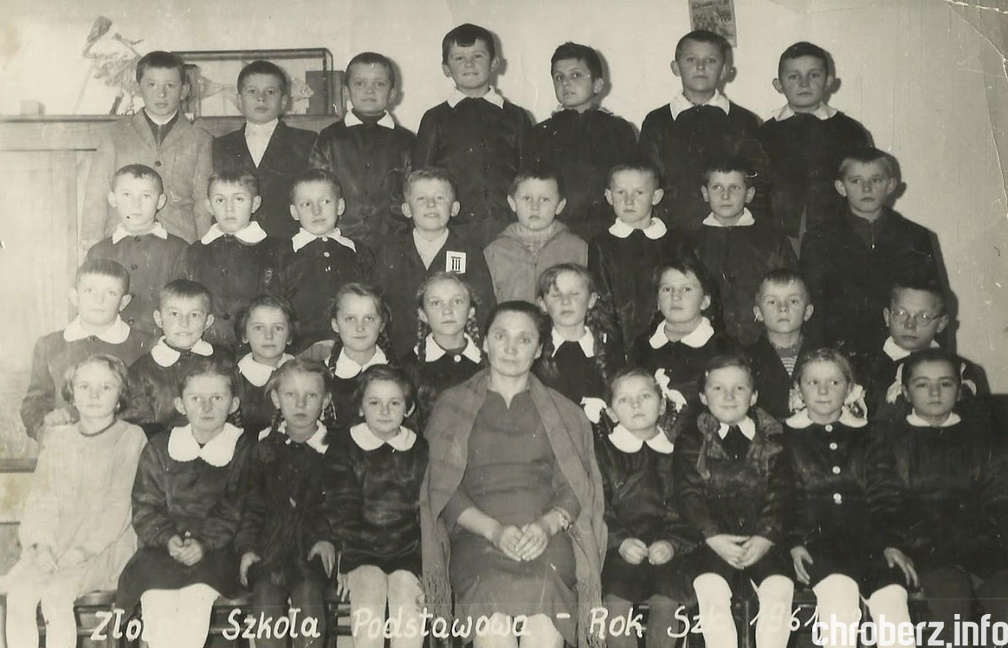 Rok 1961. Szkoła Podstawowa w Złotej.